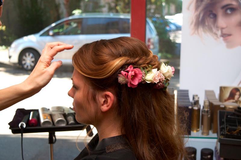 Coiffure de mariage tresses, finition