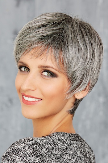 Perruque cheveux courts raides gris fibres portrait